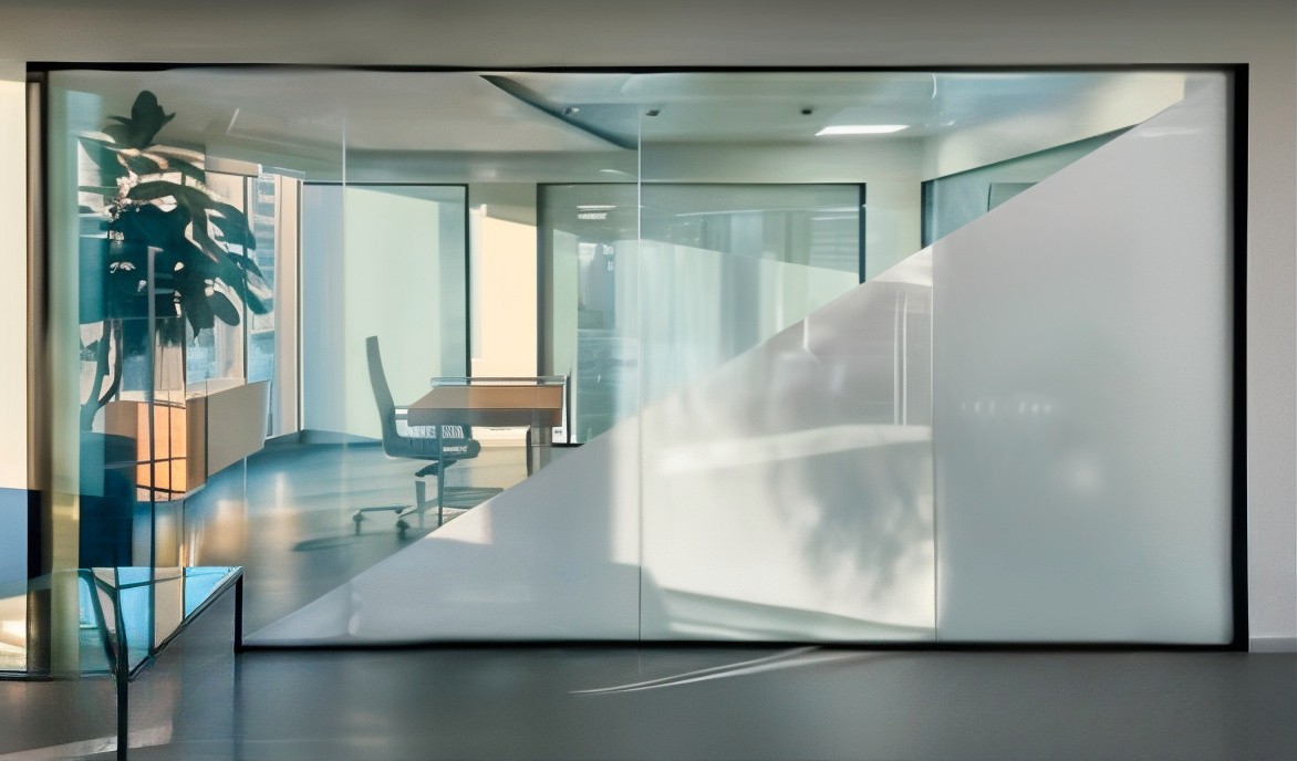 professionals smart film installation